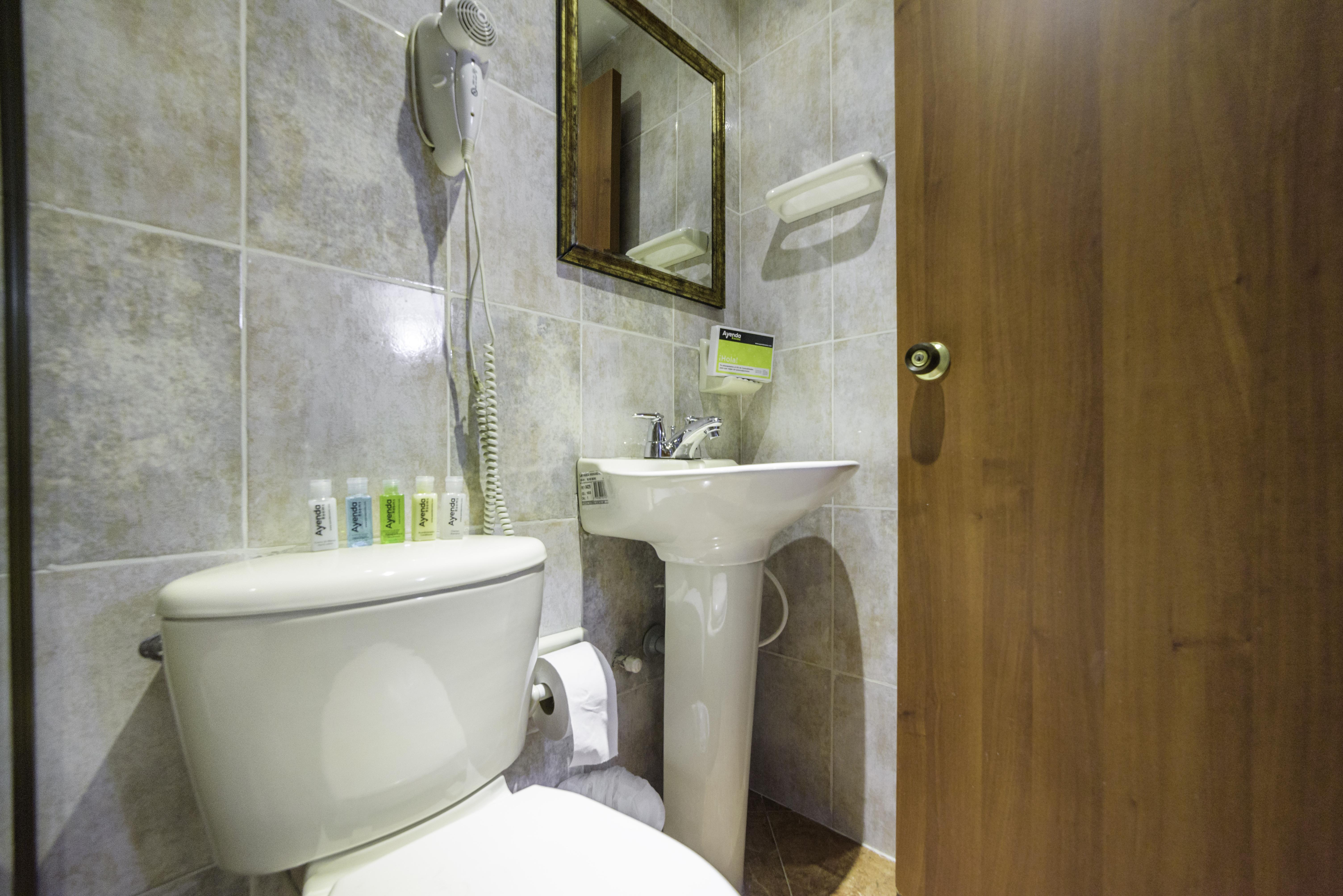 Titas House Bogota Hotel Ngoại thất bức ảnh