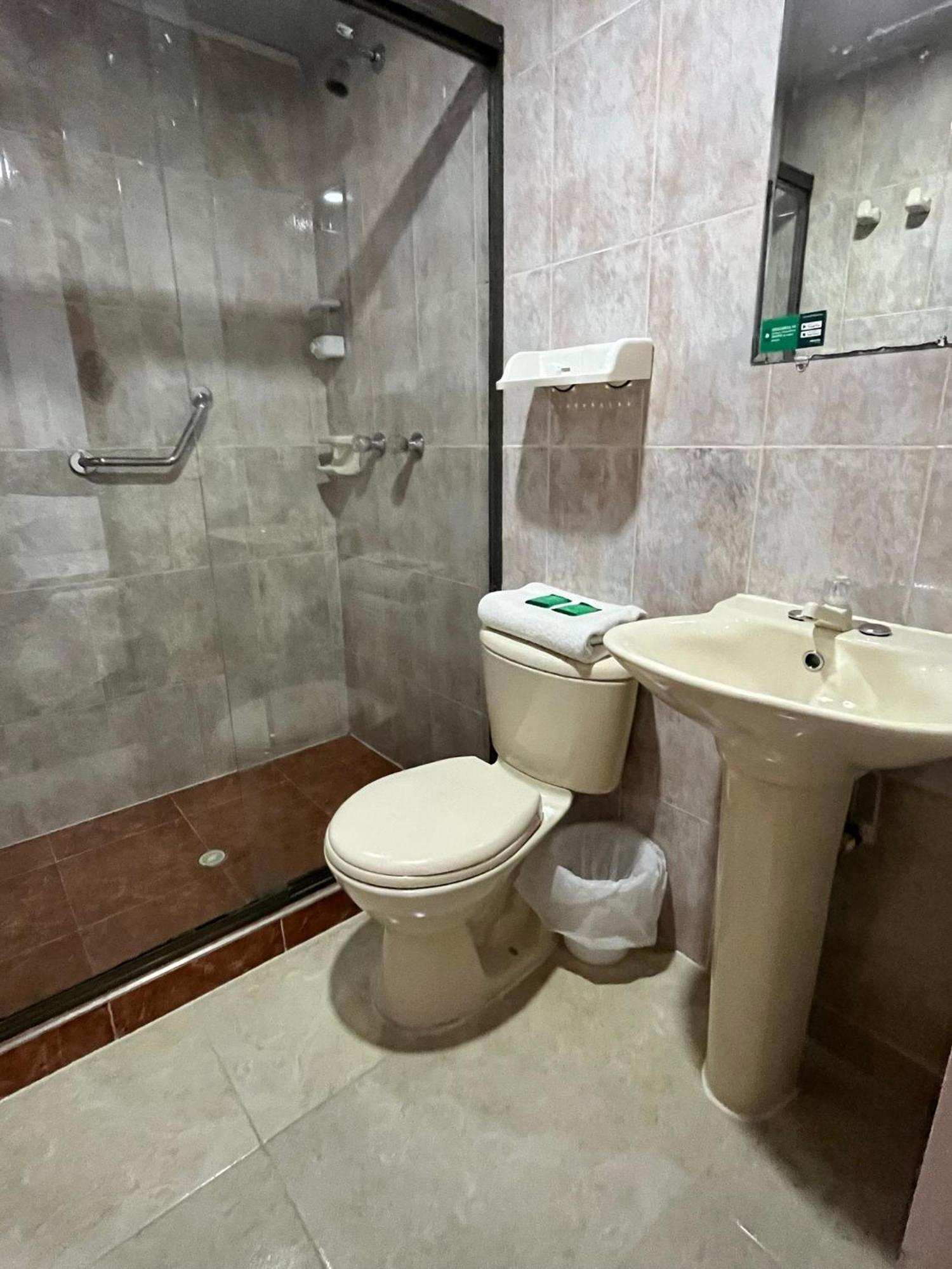 Titas House Bogota Hotel Ngoại thất bức ảnh